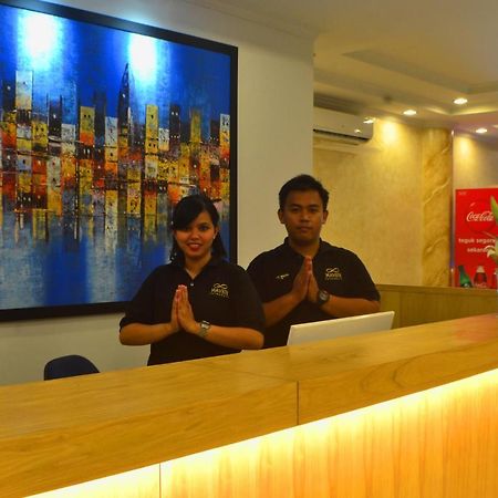 Maven Fatmawati Hotel Yakarta Exterior foto